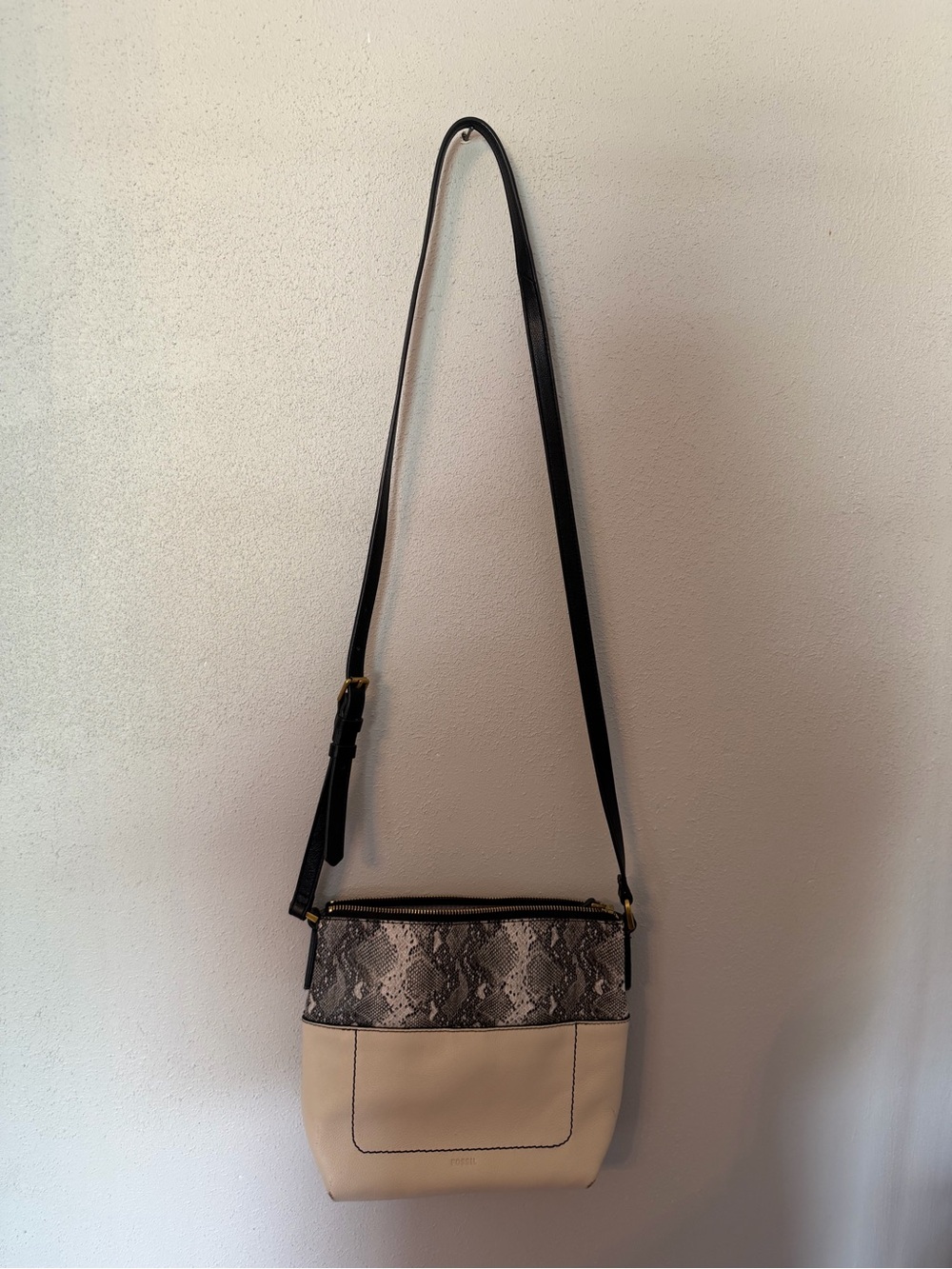 Fossil Leather Beige and Snake-Print Crossbody Bag